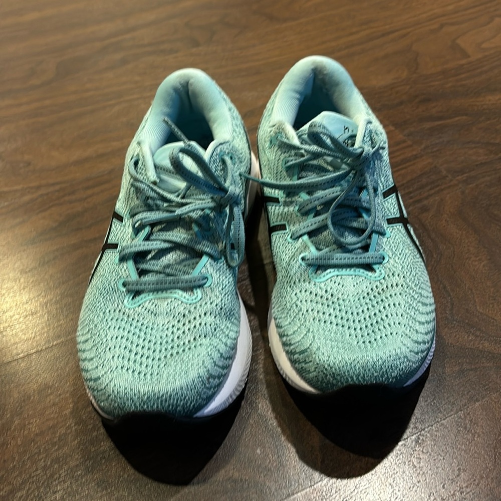 Asics gel cumulus running shoes